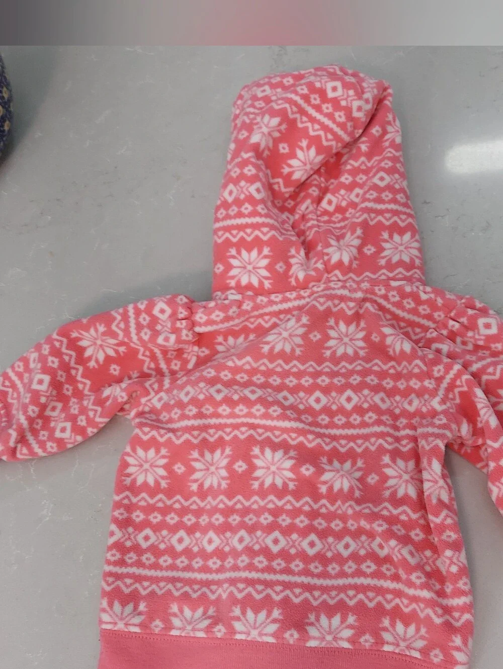 Carters @luxtina use hoodies